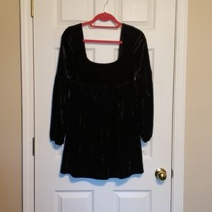 Black Long Sleeve Velvet Dress